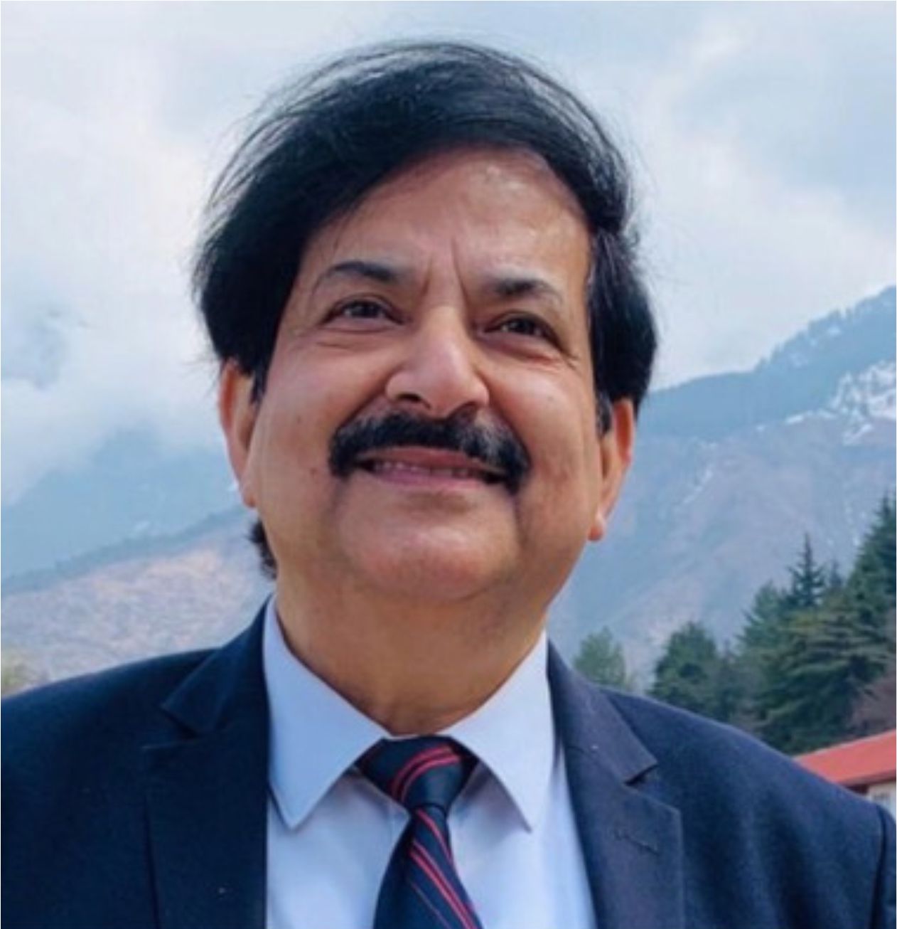 Mr. Vinod Zutshi, IAS
